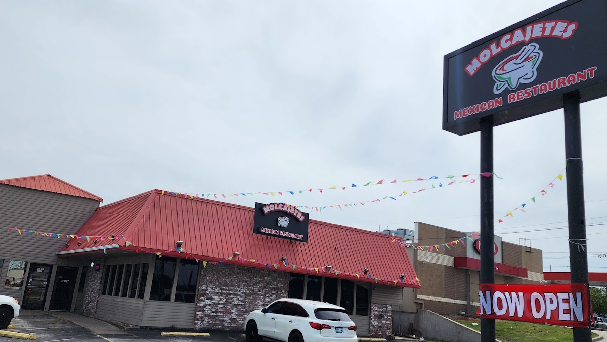 Molcajetes Restaurant (21St)